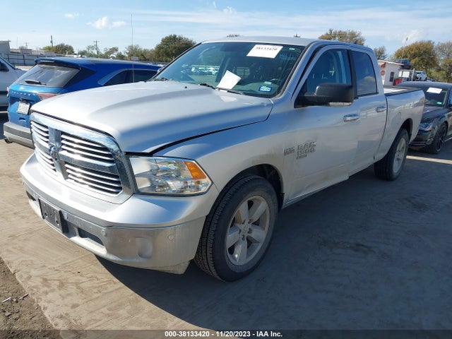 2019 RAM 1500 CLASSIC SLT VIN: 1C6RR6TT2KS585104