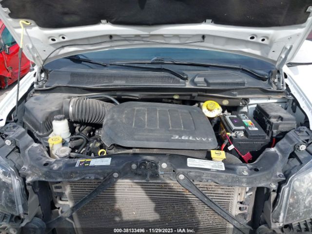 2C4RDGEG5JR195675 Dodge Grand Caravan Gt