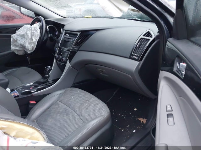 2014 HYUNDAI SONATA SE VIN: 5NPEC4AC1EH868161