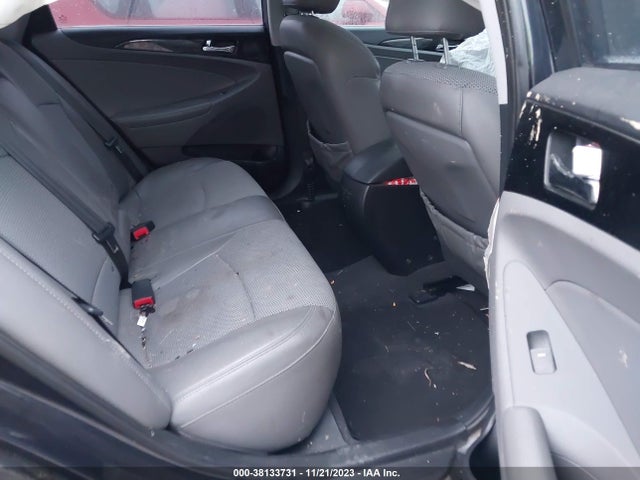 2014 HYUNDAI SONATA SE VIN: 5NPEC4AC1EH868161