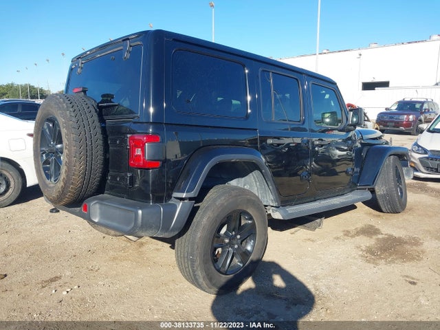 1C4HJXEN8LW111443 Jeep Wrangler Unlimited Sahara Altitude 4x4