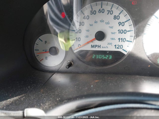 2005 DODGE CARAVAN SXT VIN: 1D4GP45R05B341244