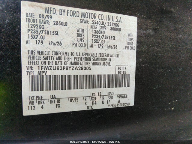 2000 FORD EXPLORER XLT VIN: 1FMZU83P8YZA28005