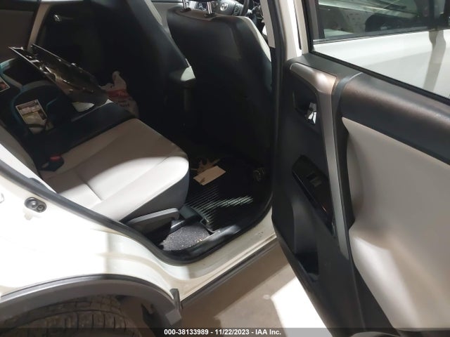 Toyota Rav4 Limited 2016 JTMDFREV9GD186701 Image 8