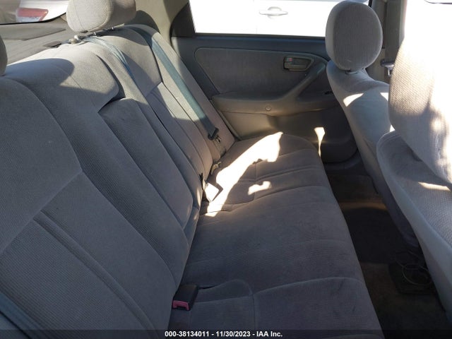 1998 TOYOTA CAMRY CE VIN: 4T1BG22K4WU383128