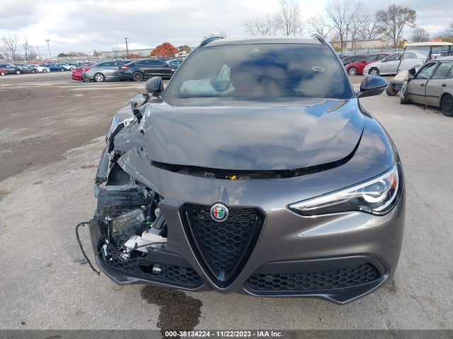 ZASPAKBN2M7D08209 Alfa Romeo Stelvio Ti Awd