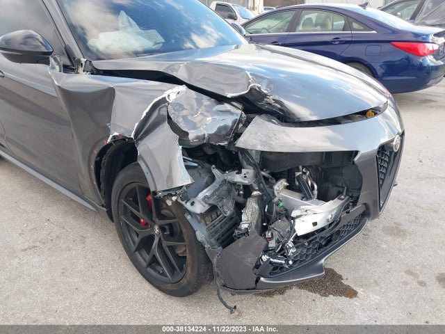 ZASPAKBN2M7D08209 Alfa Romeo Stelvio Ti Awd