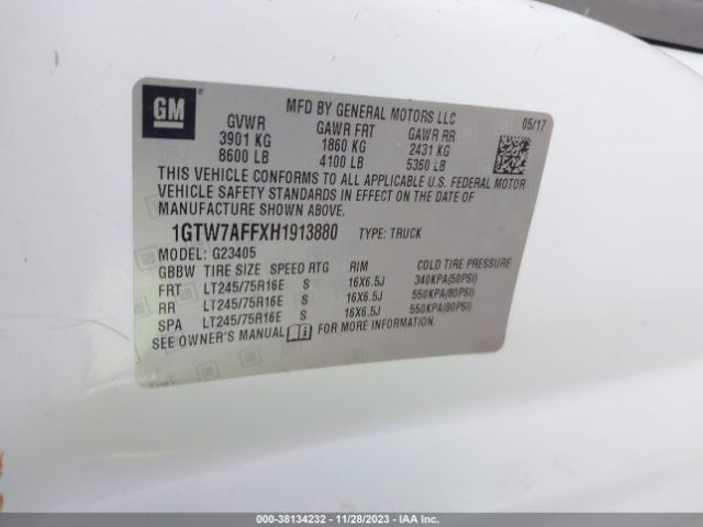 1GTW7AFFXH1913880 GMC Savana 2500 Work Van