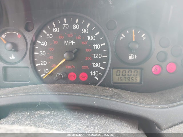 2000 FORD FOCUS LX VIN: 1FAFP33P9YW195790