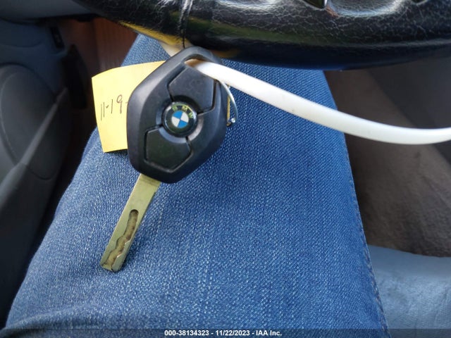 2002 Bmw 3 Series 330ci მანქანა იყიდება აუქციონზე, vin: WBABS534X2JU91833, აუქციონის ნომერი: 38134323