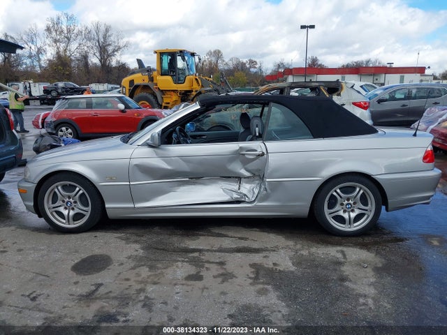 2002 Bmw 3 Series 330ci მანქანა იყიდება აუქციონზე, vin: WBABS534X2JU91833, აუქციონის ნომერი: 38134323