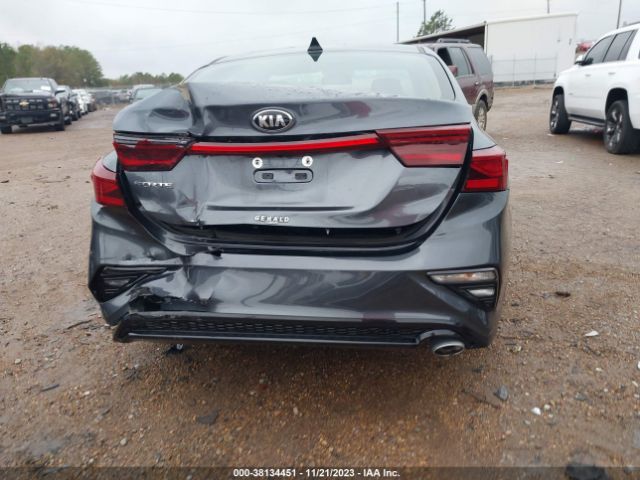 3KPF24AD7ME299500 KIA Forte Lxs