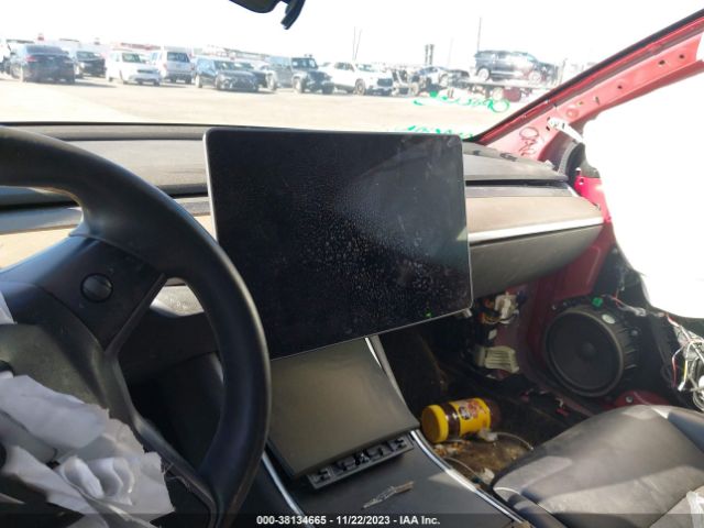 5YJ3E1EA0JF027580 Tesla Model 3 Long Range/mid Range