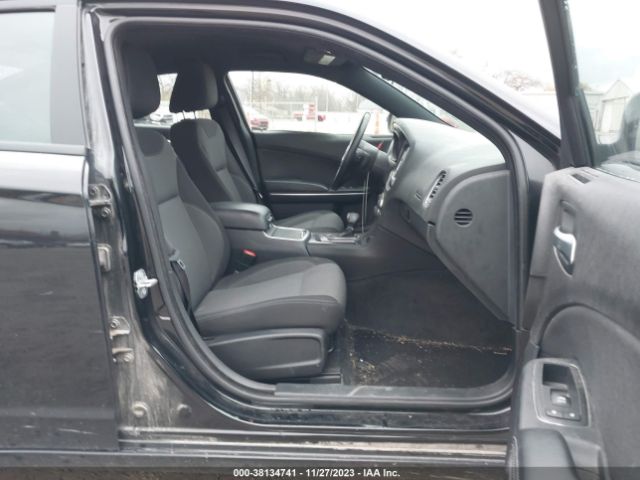 2C3CDXBG8FH748248 Dodge Charger Se