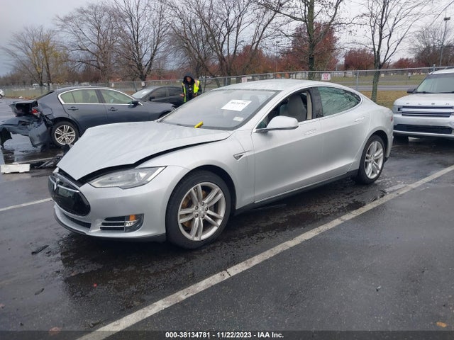 2013 TESLA MODEL S 5YJSA1CG6DFP24822 Photo 1