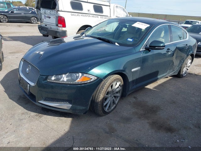 2012 JAGUAR XF SAJWA0FBXCLS55663 Photo 1