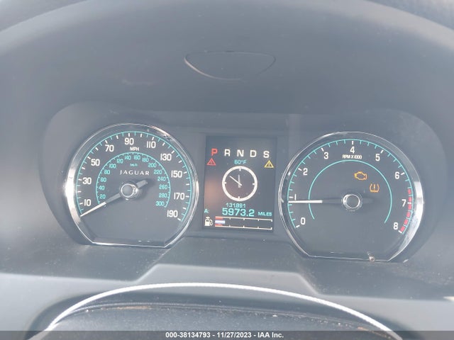 2012 JAGUAR XF SAJWA0FBXCLS55663 Photo 6