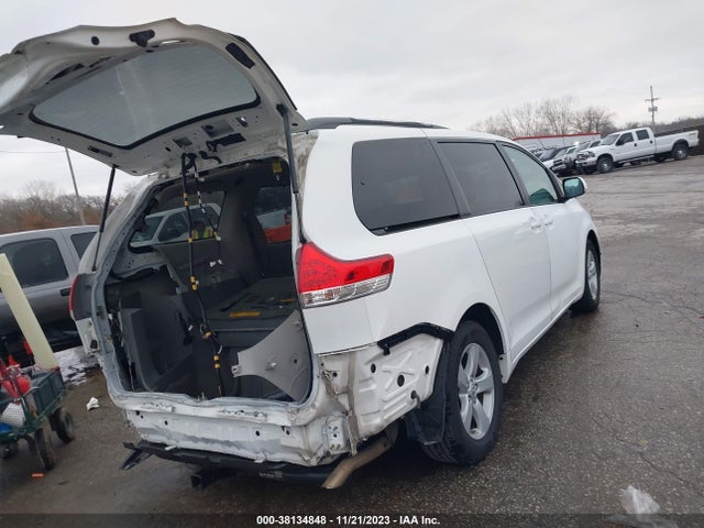 2011 TOYOTA SIENNA LE V6 VIN: 5TDKK3DC0BS146455