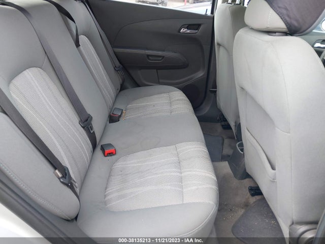 Chevrolet Sonic Lt Auto 2015 1G1JC6SH5F4145966 Image 8