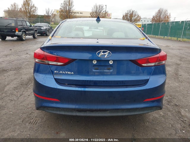 2018 HYUNDAI ELANTRA SEL VIN: 5NPD84LF5JH245124