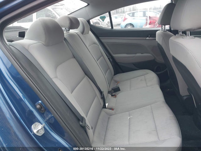 2018 HYUNDAI ELANTRA SEL VIN: 5NPD84LF5JH245124