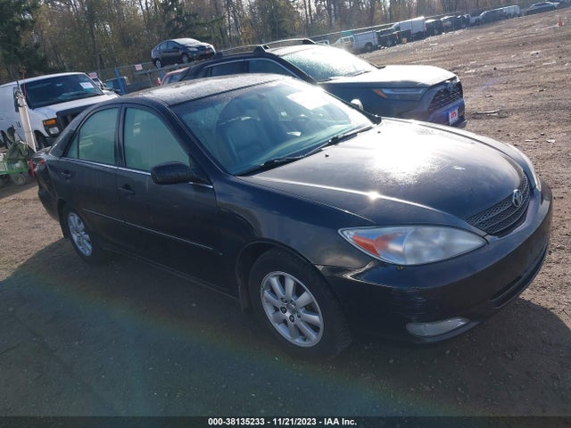 2003 TOYOTA CAMRY XLE VIN: JTDBF30K130100834