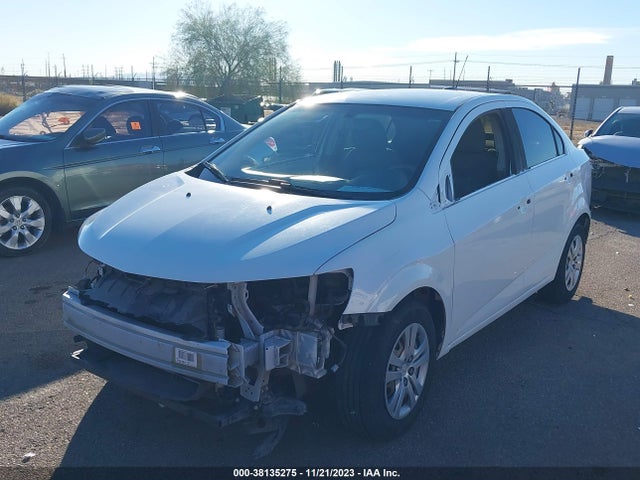 Chevrolet Sonic Ls Auto 2018 1G1JB5SH1J4114770 Image 2