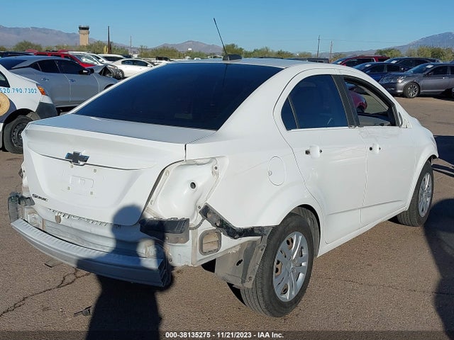 Chevrolet Sonic Ls Auto 2018 1G1JB5SH1J4114770 Image 4