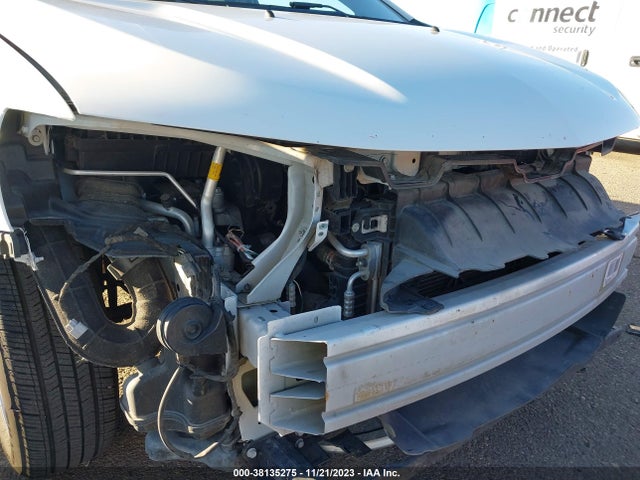 Chevrolet Sonic Ls Auto 2018 1G1JB5SH1J4114770 Image 6