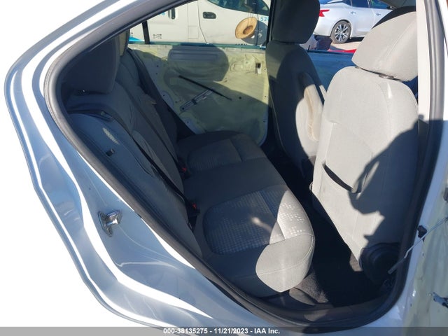 Chevrolet Sonic Ls Auto 2018 1G1JB5SH1J4114770 Image 8