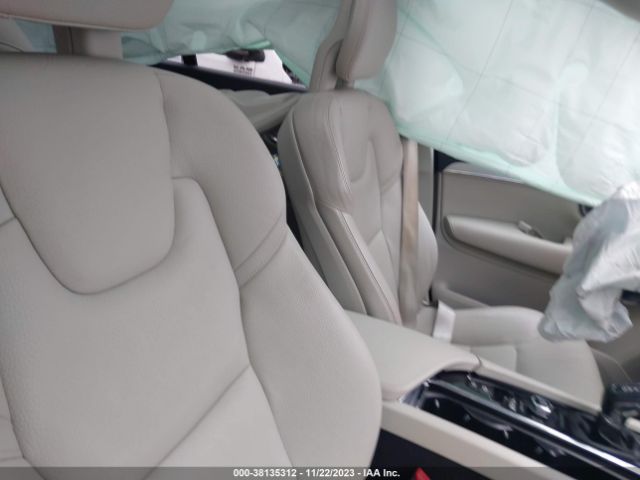 2018 VOLVO XC90 YV4A22PK3J1218783 Photo 4