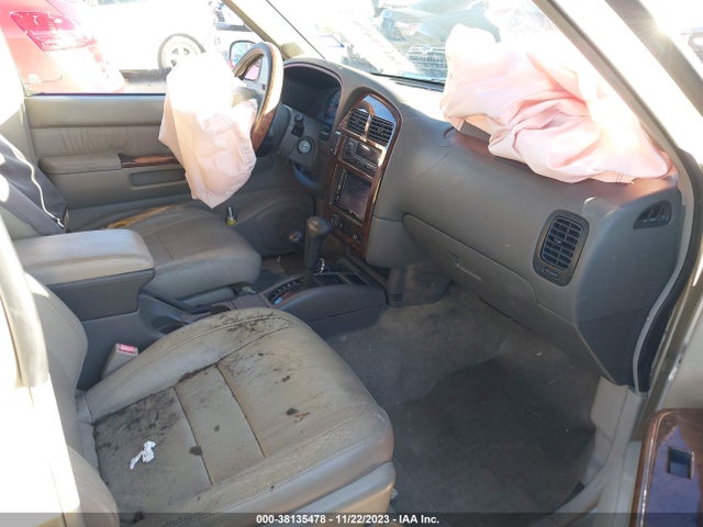 1998 INFINITI QX4 VIN: JNRAR05Y2WW035444