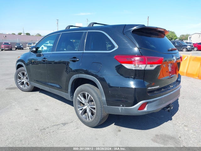 Toyota Highlander Le 2019 5TDZZRFH8KS331035 Image 3