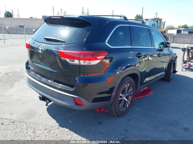 Toyota Highlander Le 2019 5TDZZRFH8KS331035 Image 4