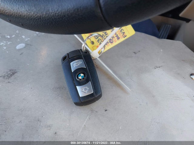 BMW X1 Sdrive28i 2015 WBAVM1C54FV318980 Image 11