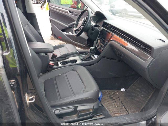 1VWMA7A31LC004929 Volkswagen Passat 2.0t R-line