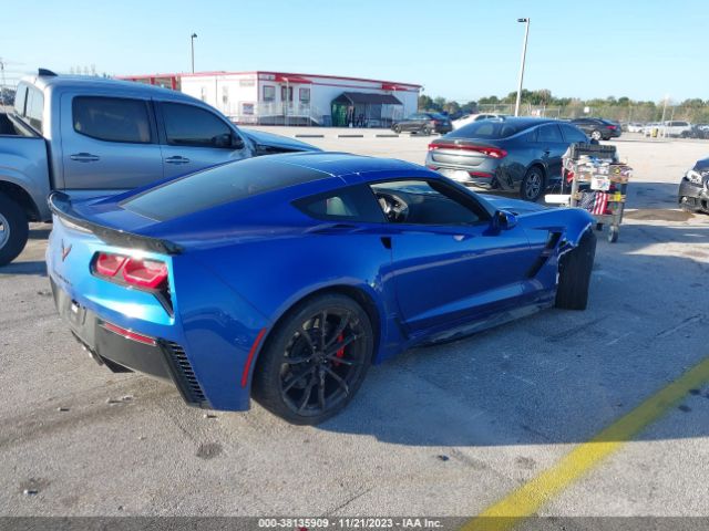 2019 CHEVROLET CORVETTE 1G1YW2D7XK5123176 Photo 3
