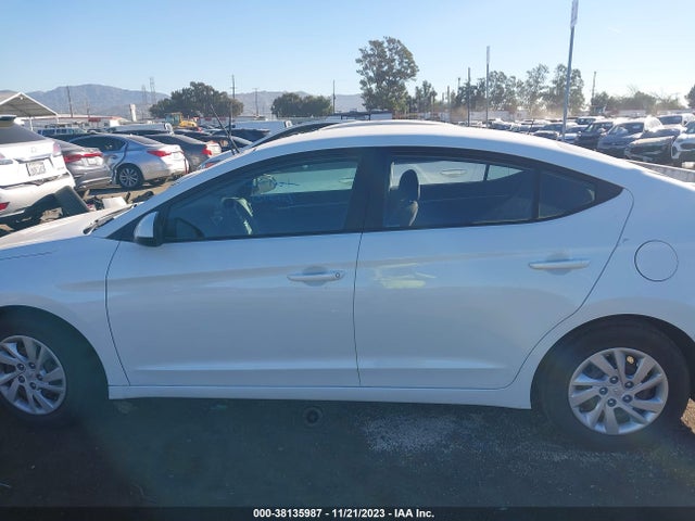 Hyundai ELANTRA SE 2019 5NPD74LF3KH452275 Image 14