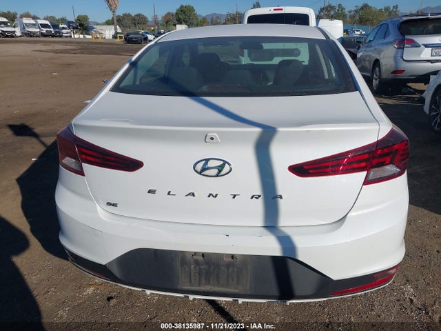 Hyundai ELANTRA SE 2019 5NPD74LF3KH452275 Image 16