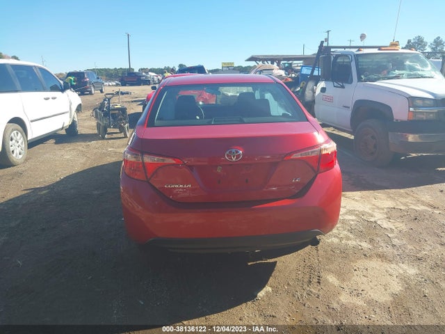 Toyota COROLLA LE 2018 2T1BURHE0JC102004 Image 17