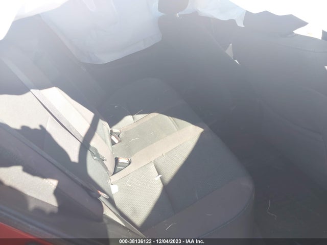Toyota COROLLA LE 2018 2T1BURHE0JC102004 Image 8
