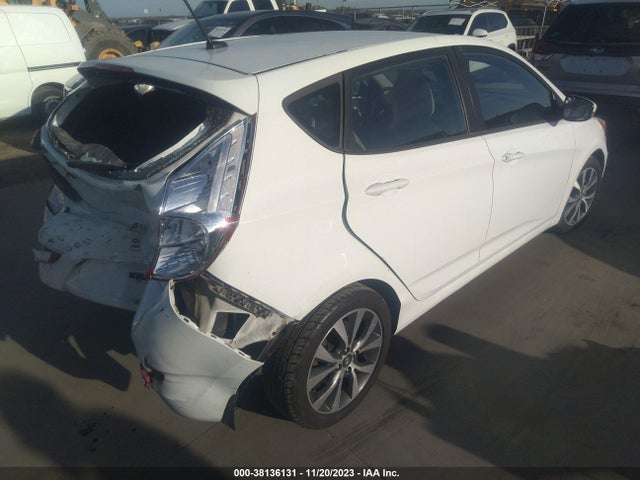 Hyundai Accent Sport 2015 KMHCU5AE9FU232733 Image 4