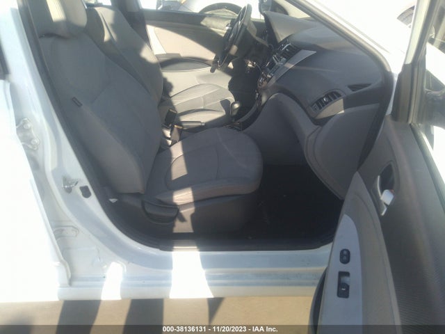 Hyundai Accent Sport 2015 KMHCU5AE9FU232733 Image 5