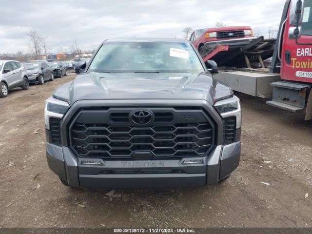 5TFLA5DB7NX024202 Toyota Tundra Sr5