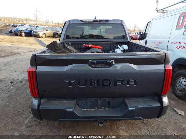 5TFLA5DB7NX024202 Toyota Tundra Sr5