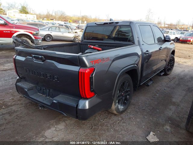5TFLA5DB7NX024202 Toyota Tundra Sr5