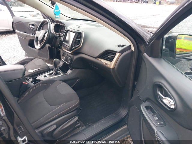2015 JEEP CHEROKEE LATITUDE VIN: 1C4PJLCS6FW722170