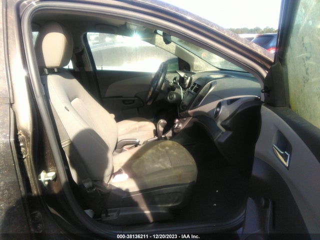Chevrolet Sonic Ls Auto 2014 1G1JA5SH0E4234746 Image 5