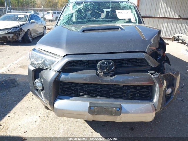 Toyota 4runner Trd Off Road Premium 2018 JTEBU5JR9J5593249 Image 12