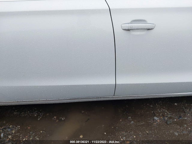 Audi A8 L 4.0t 2014 WAUR2AFD3EN010059 Image 14